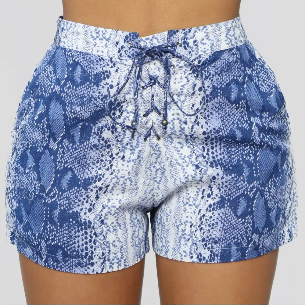 Shorts - Picture 1 of 2